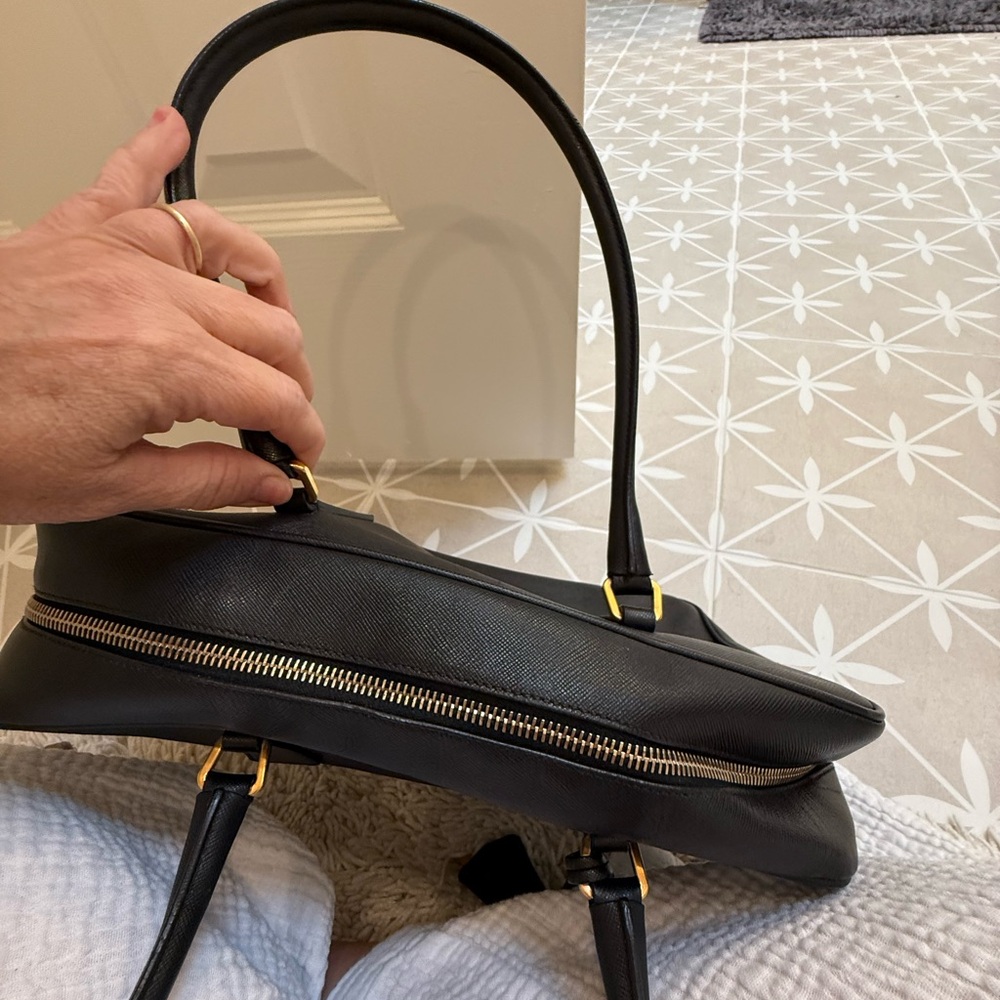 Prada Black Leather Shoulder Bag - Picture 2 of 6